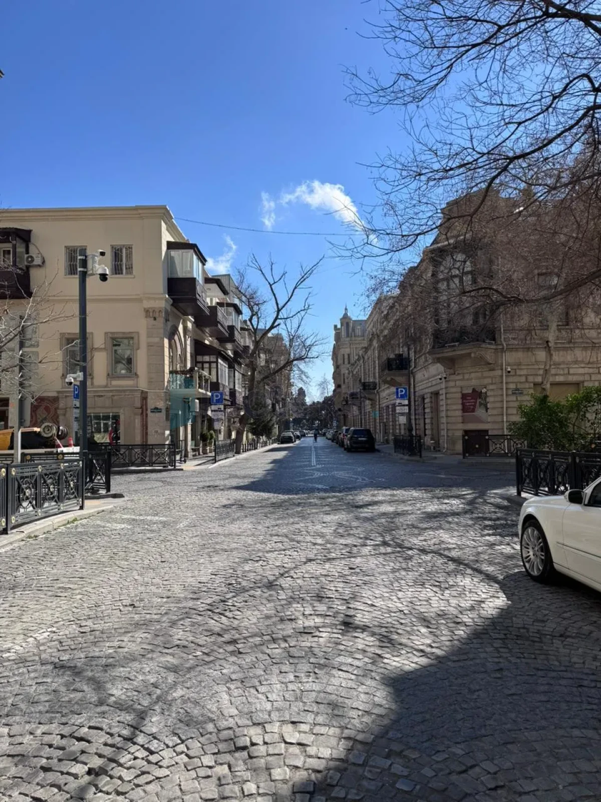 Satılır 2 otaqlı köhnə tikili 55 m²