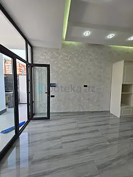 Satılır 4 otaqlı mənzil 155 m²