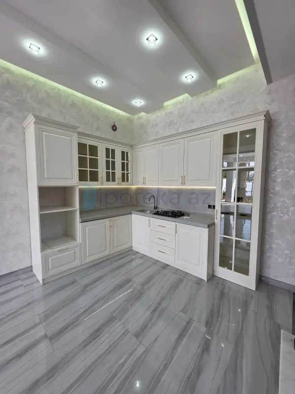 Satılır 4 otaqlı mənzil 155 m²