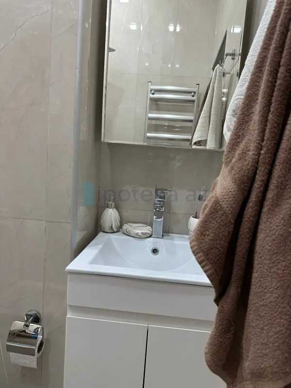 Satılır 2 otaqlı yeni tikili 80 m²