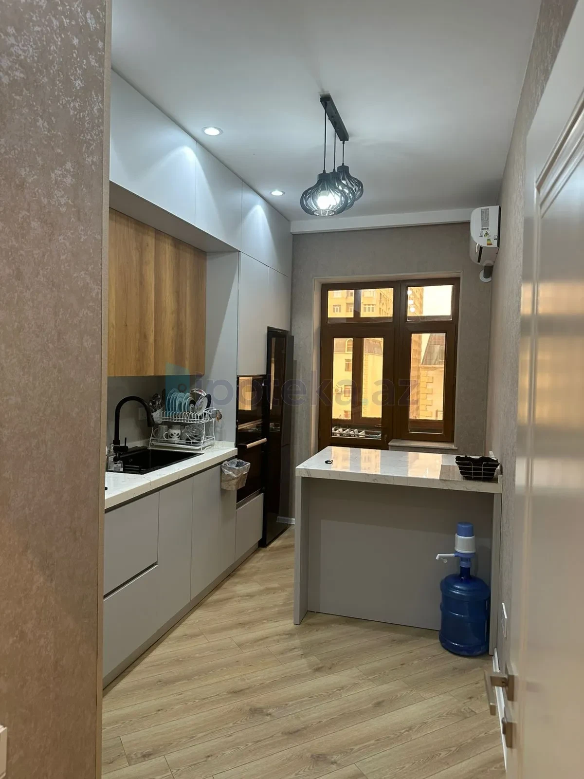 Satılır 2 otaqlı yeni tikili 80 m²