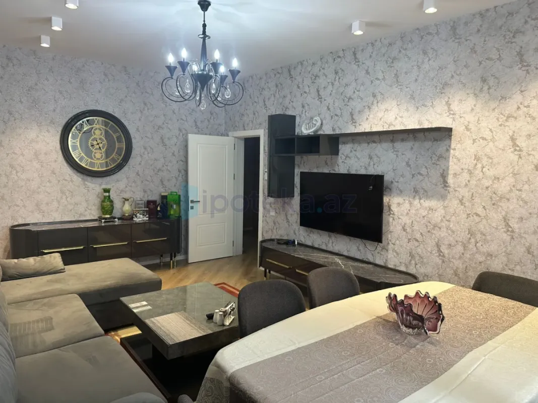 Satılır 2 otaqlı yeni tikili 80 m²