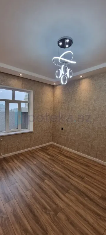 Satılır 4 otaqlı həyət evi 135 m²