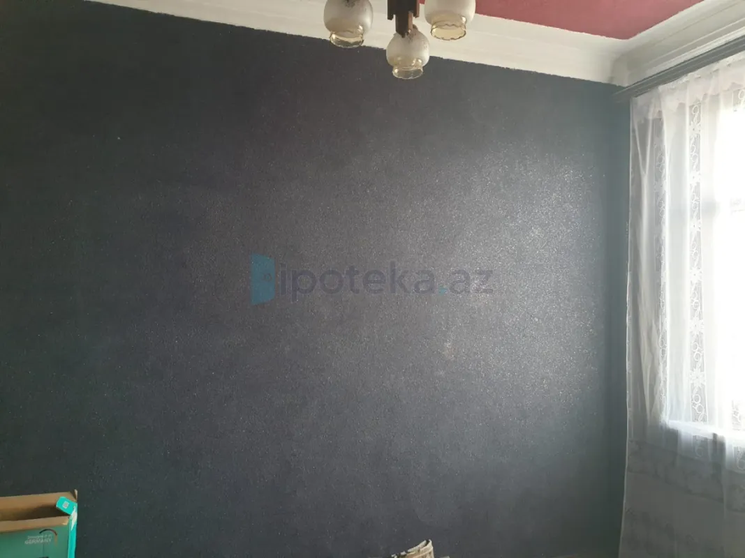 Satılır 2 otaqlı köhnə tikili 42 m²