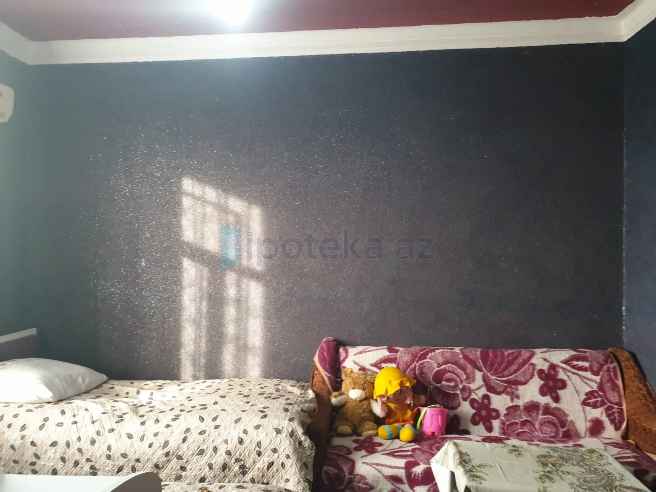 Satılır 2 otaqlı köhnə tikili 42 m²