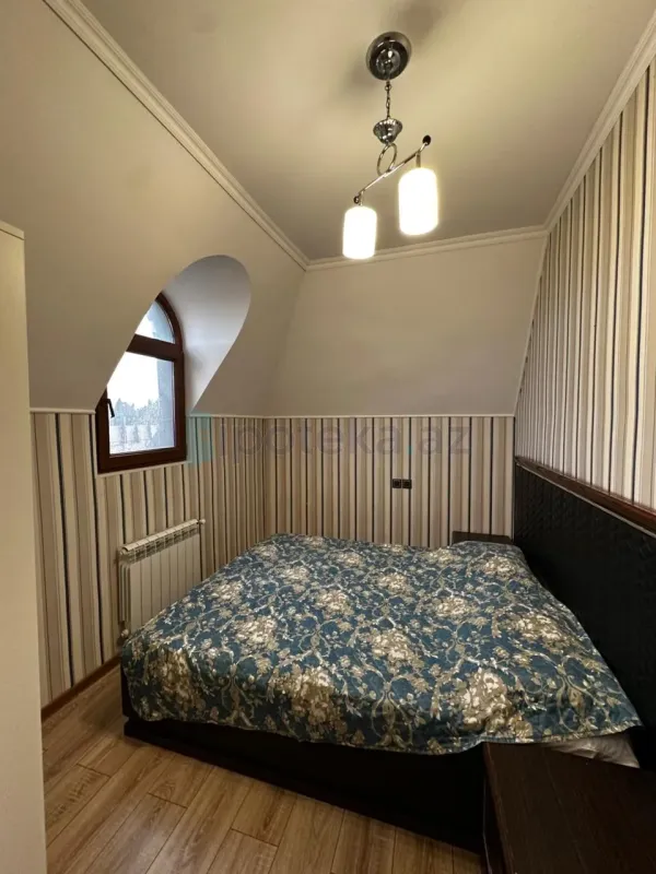 Satılır 6 otaqlı mənzil 150 m²