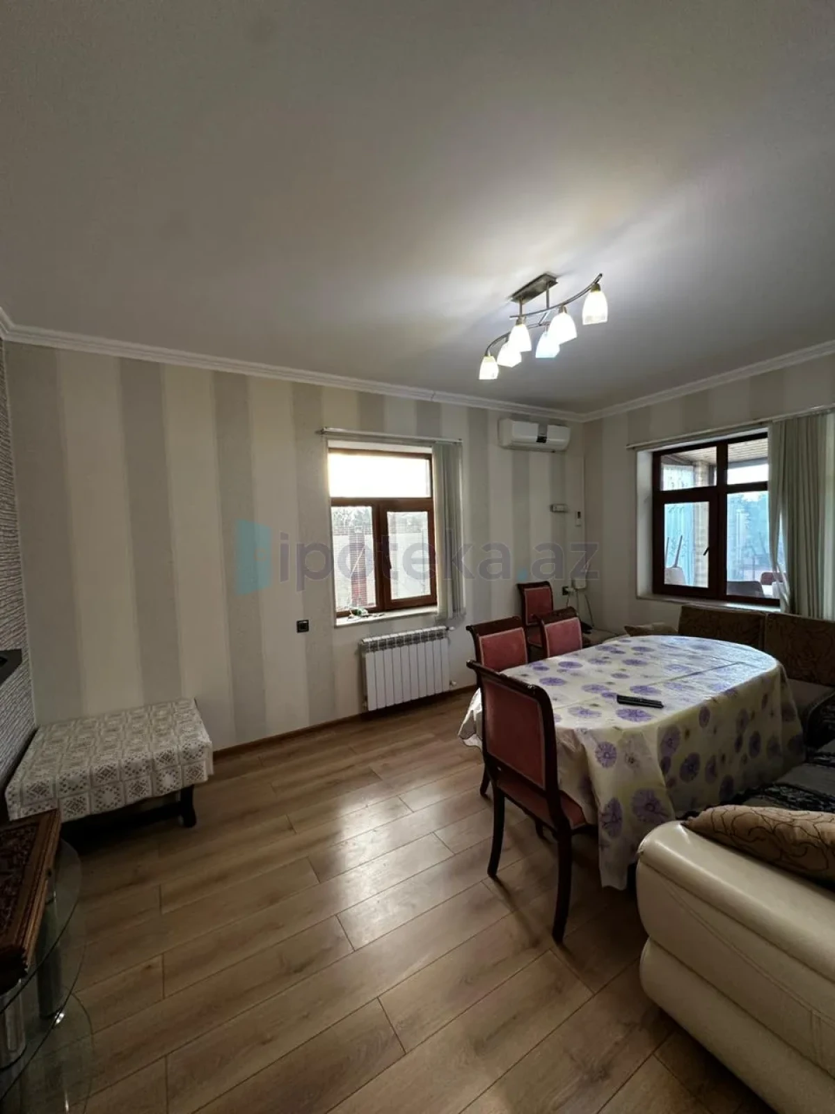 Satılır 6 otaqlı mənzil 150 m²
