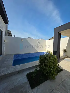 Satılır 4 otaqlı mənzil 140 m²