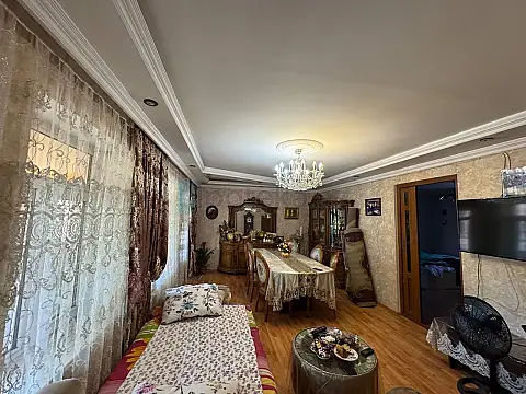 Satılır 6 otaqlı həyət evi 400 m² — Bakı, Mərdəkan 6 otaq 400.00 m²