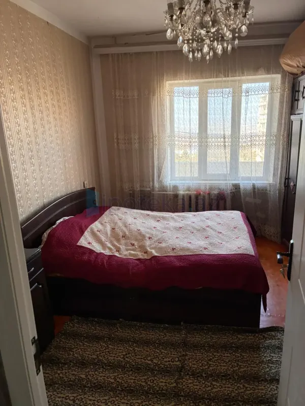 Satılır 2 otaqlı köhnə tikili 60 m²