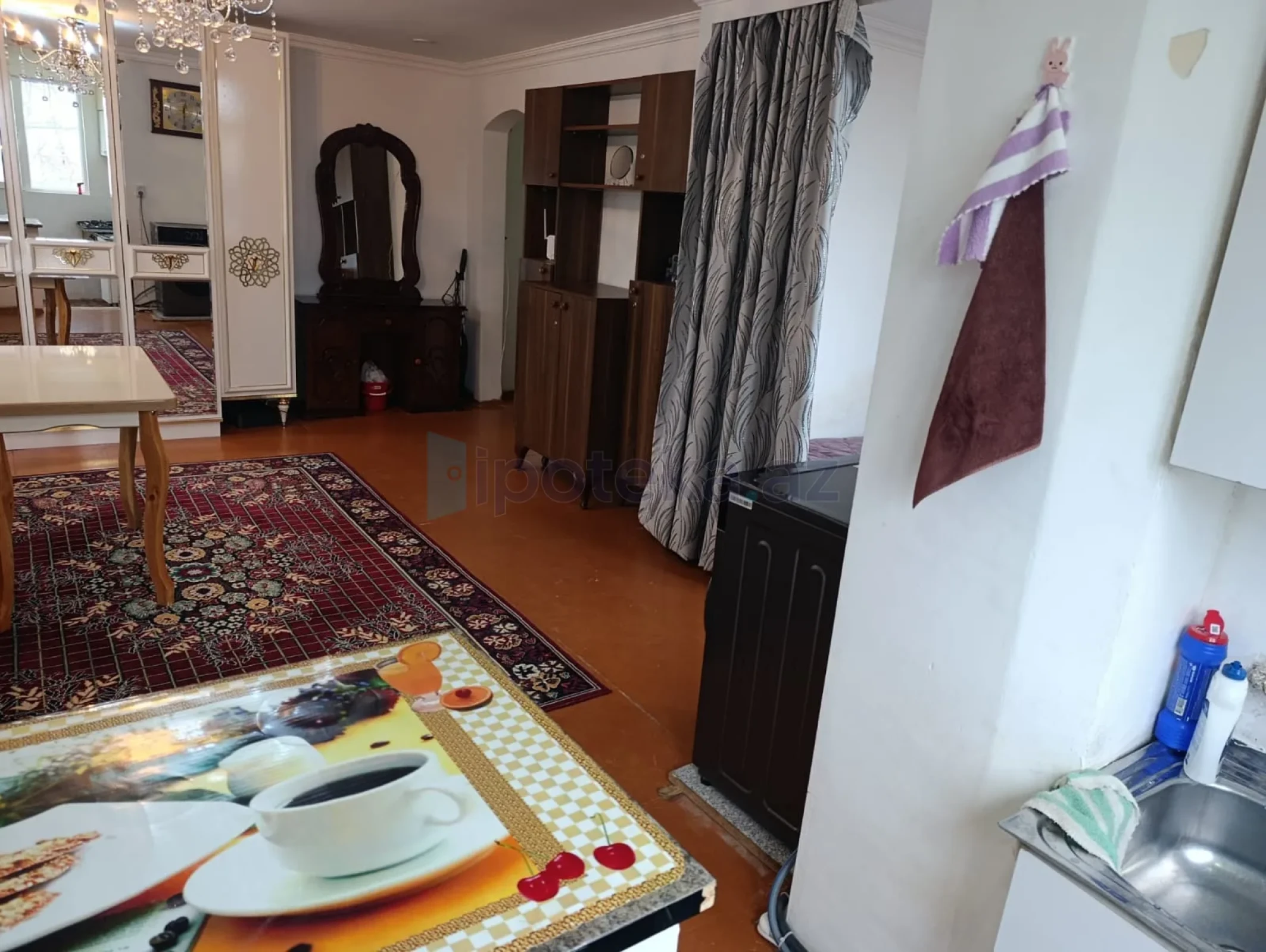 Satılır 2 otaqlı köhnə tikili 34 m²