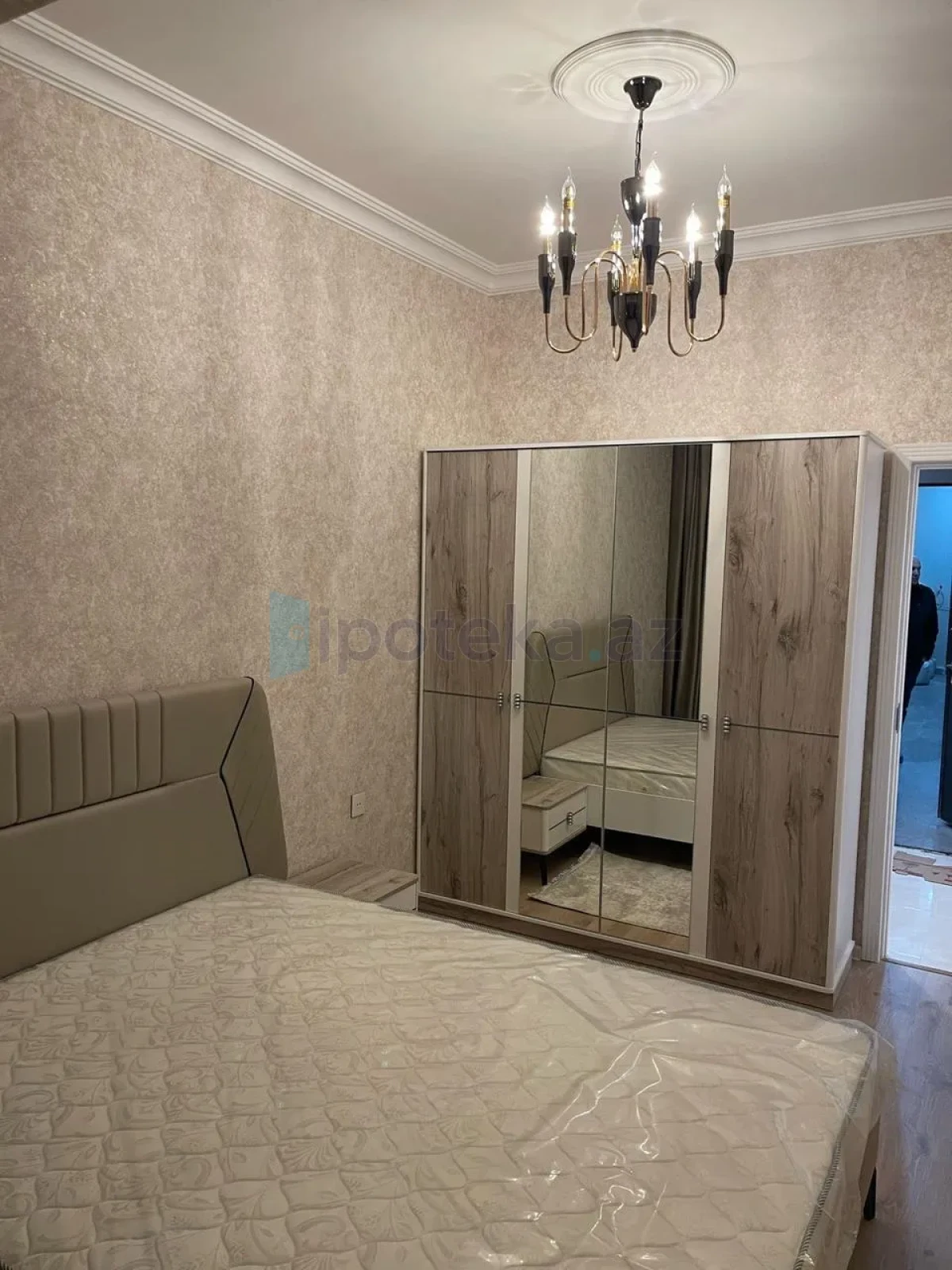 Satılır 2 otaqlı yeni tikili 82 m²