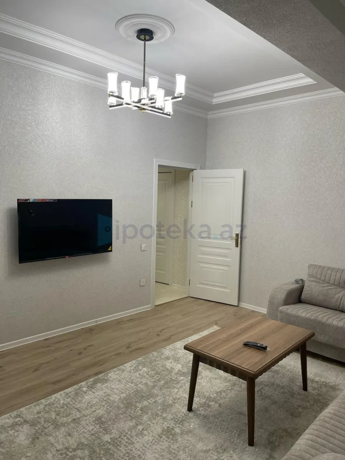 Satılır 2 otaqlı yeni tikili 82 m²