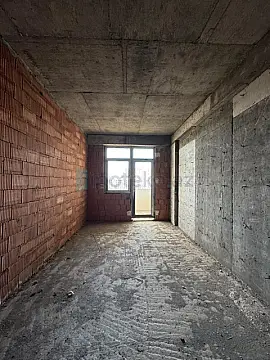 Satılır 4 otaqlı yeni tikili 240 m²