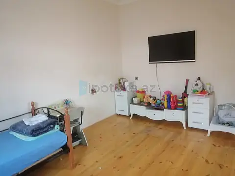 Satılır 4 otaqlı həyət evi 170 m²