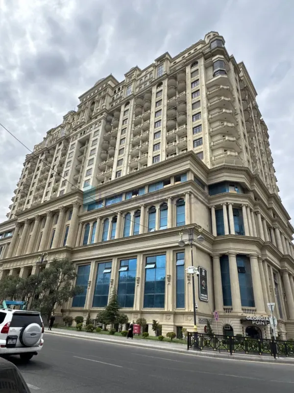 Satılır 2 otaqlı yeni tikili 101 m²