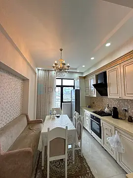 Satılır 2 otaqlı yeni tikili 101 m²