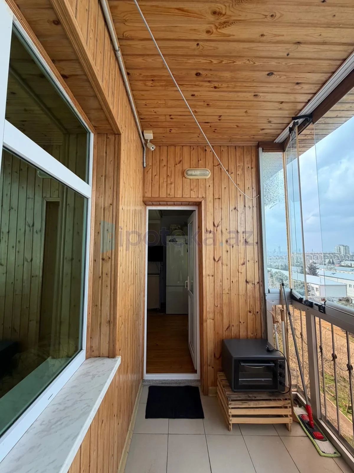 Satılır 4 otaqlı köhnə tikili 82 m²