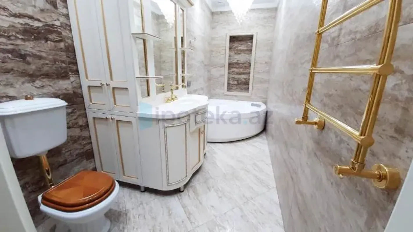 Satılır 4 otaqlı yeni tikili 155 m²