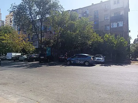 Satılır 3 otaqlı obyekt 60 m²