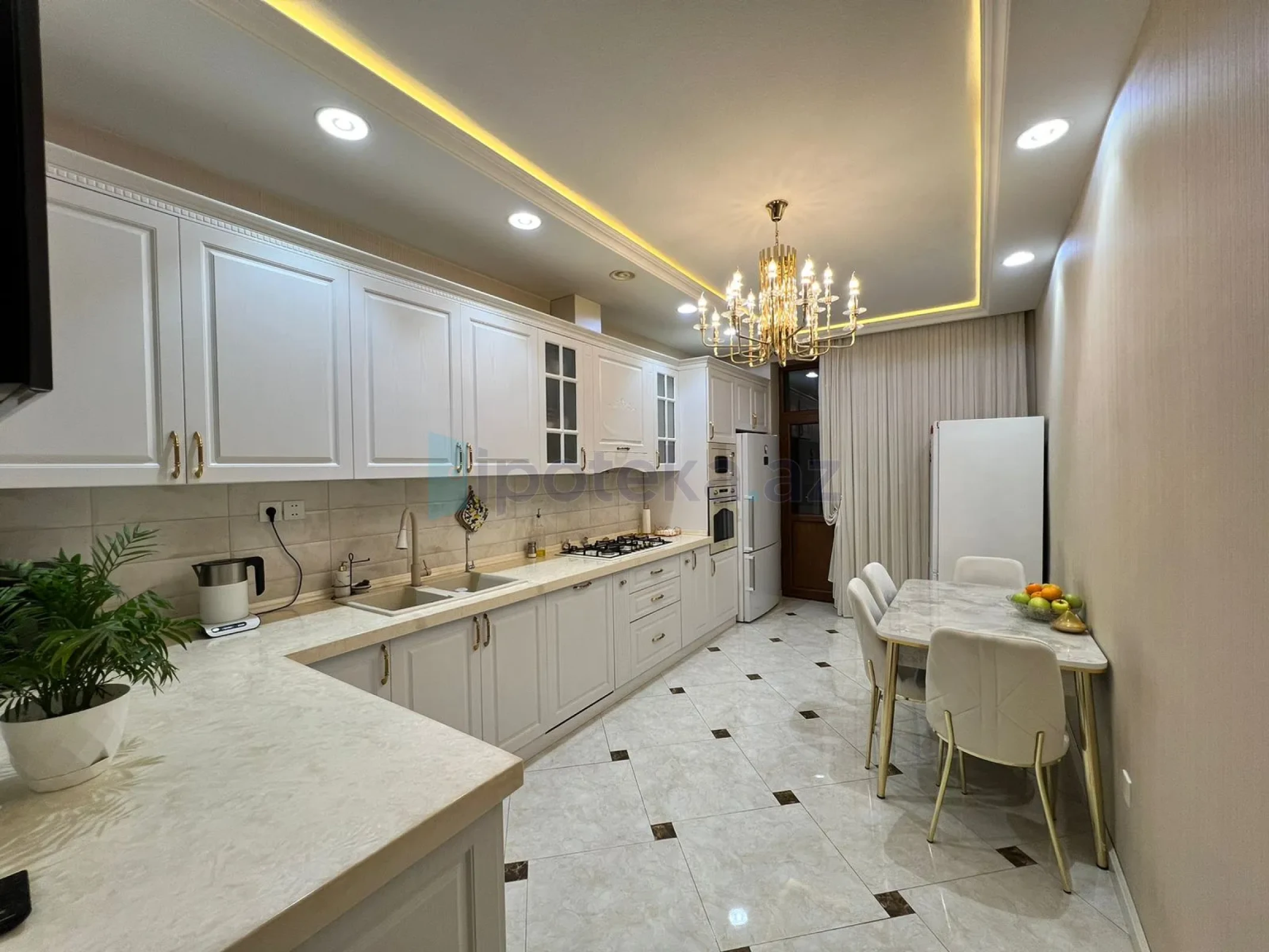 Satılır 3 otaqlı yeni tikili 124 m²