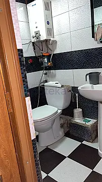 Satılır 2 otaqlı köhnə tikili 52 m²