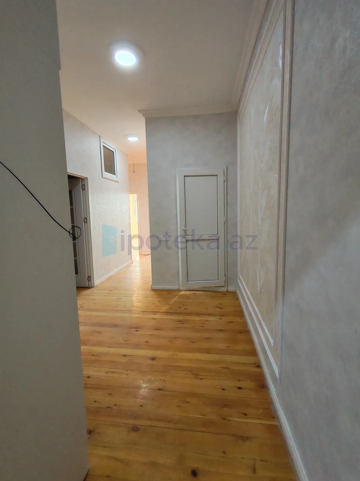 Satılır 3 otaqlı yeni tikili 88 m²