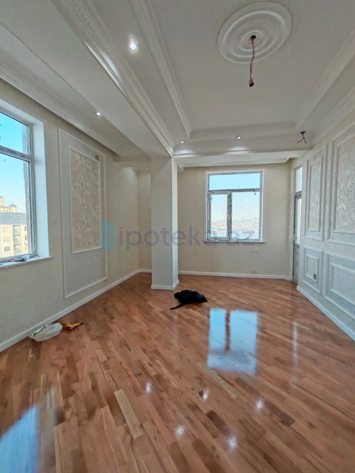Satılır 3 otaqlı yeni tikili 110 m²