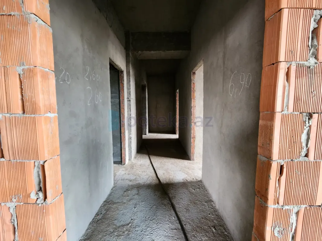 Satılır 3 otaqlı yeni tikili 202.5 m²