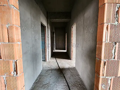 Satılır 3 otaqlı yeni tikili 202.5 m²