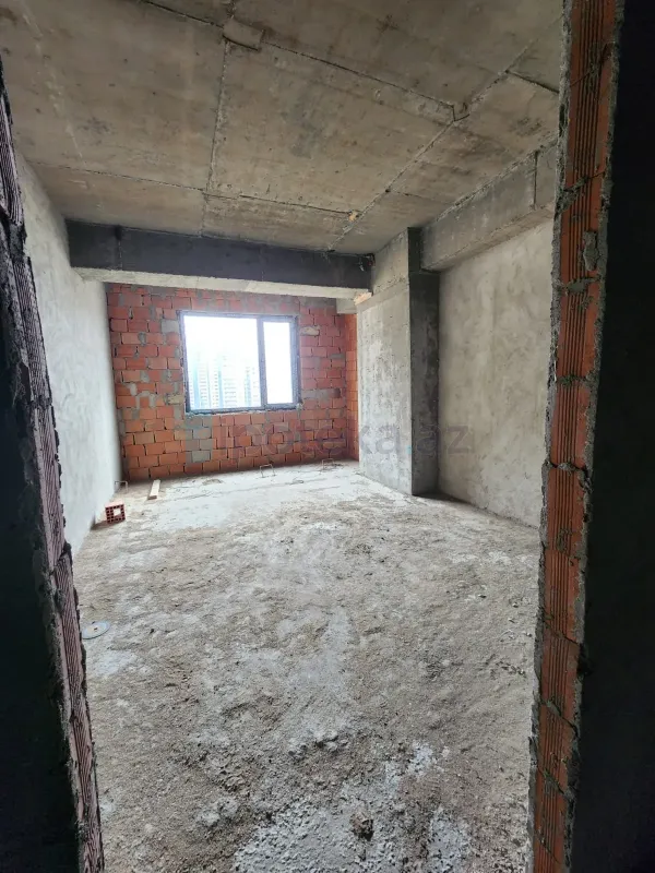 Satılır 3 otaqlı yeni tikili 202.5 m²