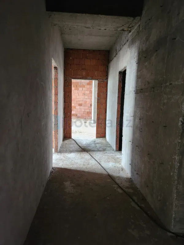 Satılır 3 otaqlı yeni tikili 202.5 m²