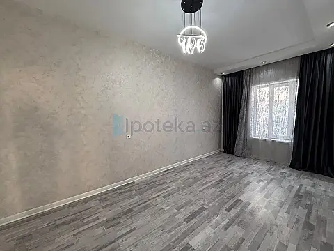 Satılır 4 otaqlı mənzil 150 m²
