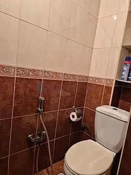 Satılır 2 otaqlı köhnə tikili 55 m²