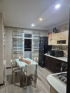 Satılır 2 otaqlı köhnə tikili 55 m²