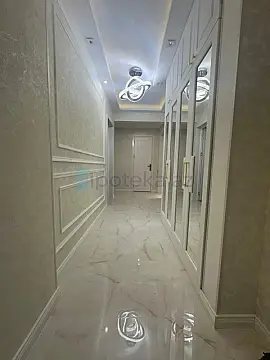 Satılır 3 otaqlı köhnə tikili 95 m²