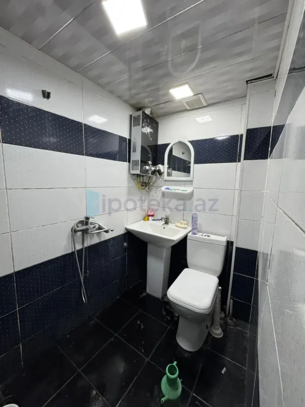 Satılır 2 otaqlı köhnə tikili 30 m²