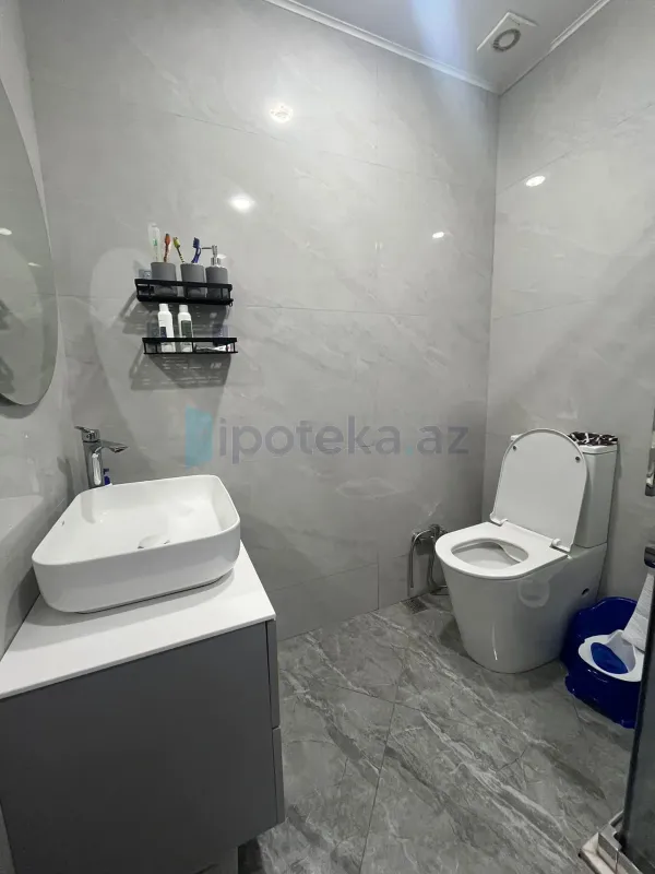 Satılır 2 otaqlı yeni tikili 61 m²