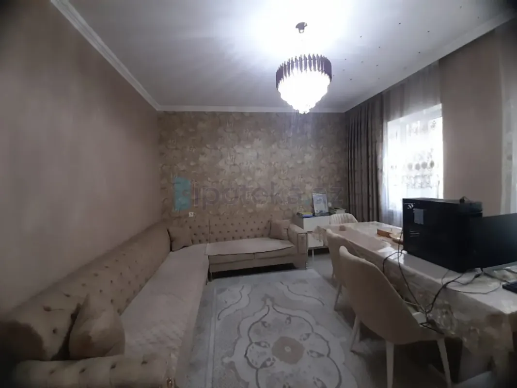 Satılır 4 otaqlı həyət evi 140 m²