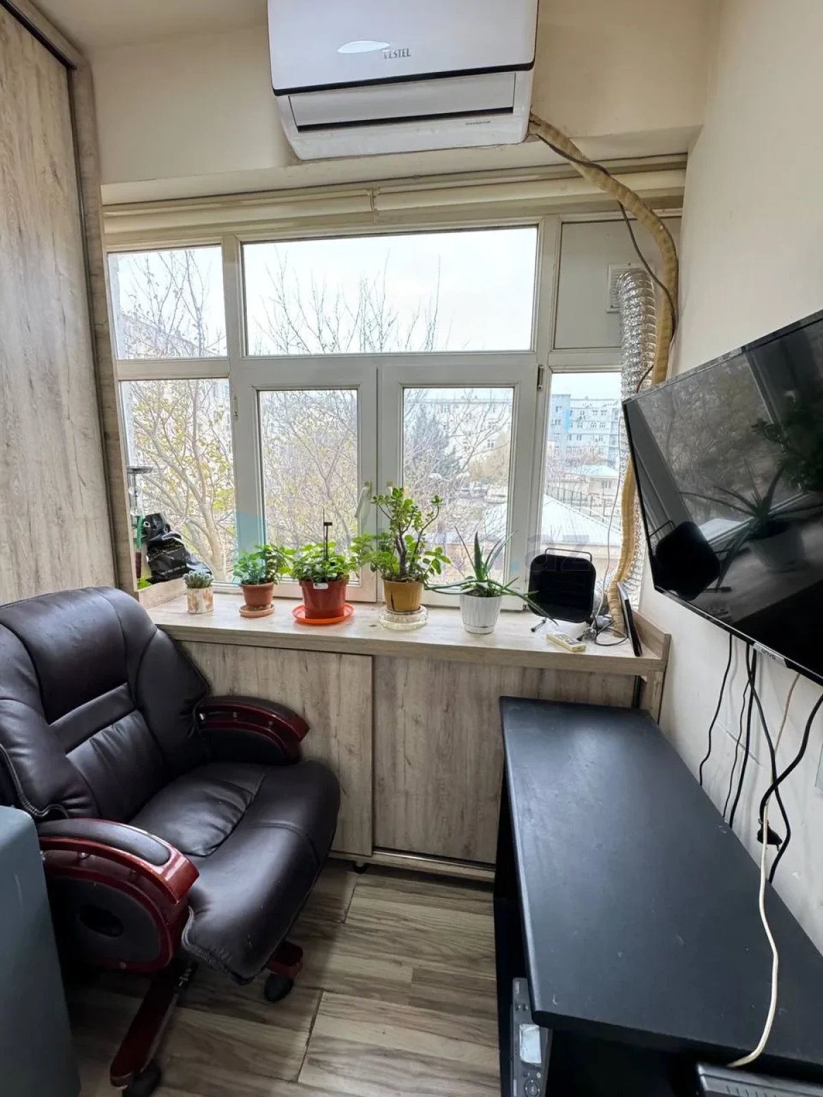 Satılır 5 otaqlı köhnə tikili 115 m²