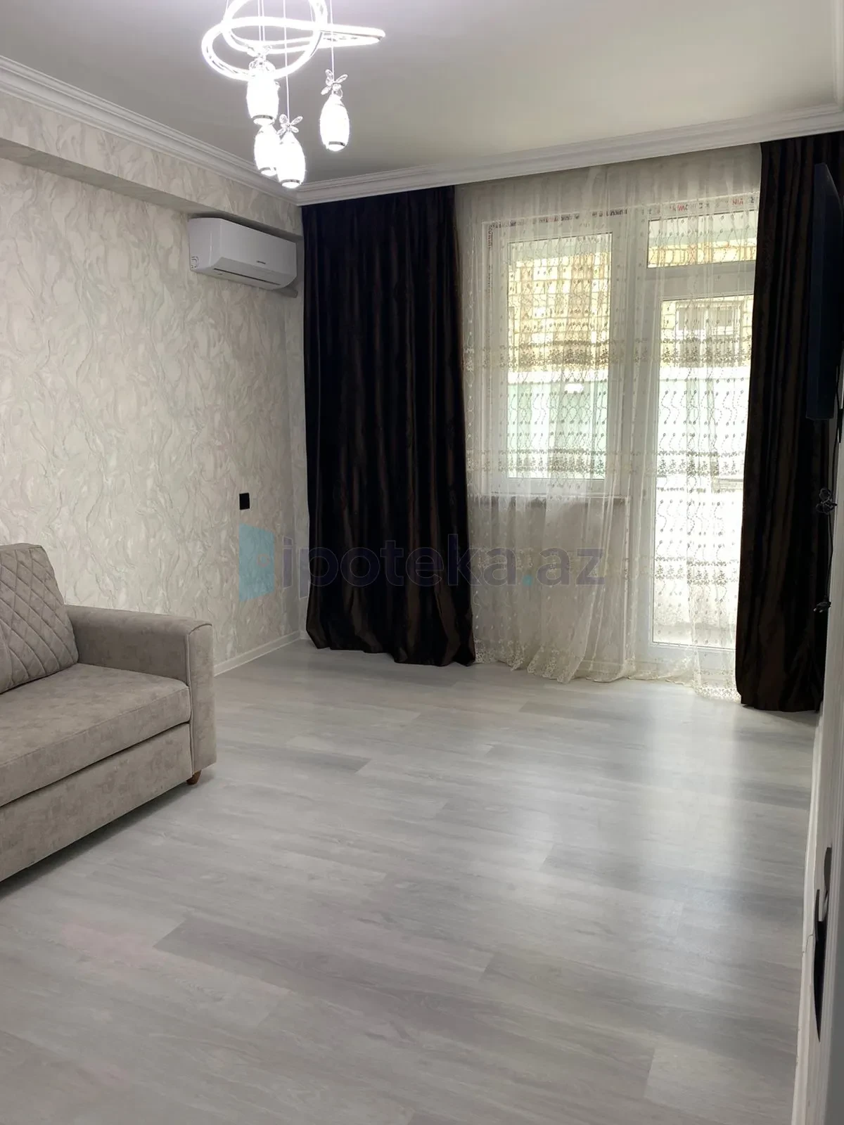 Satılır 1 otaqlı yeni tikili 44 m²