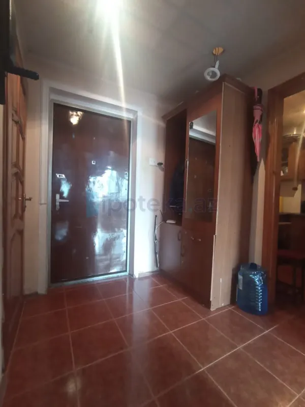 Satılır 2 otaqlı köhnə tikili 50 m²