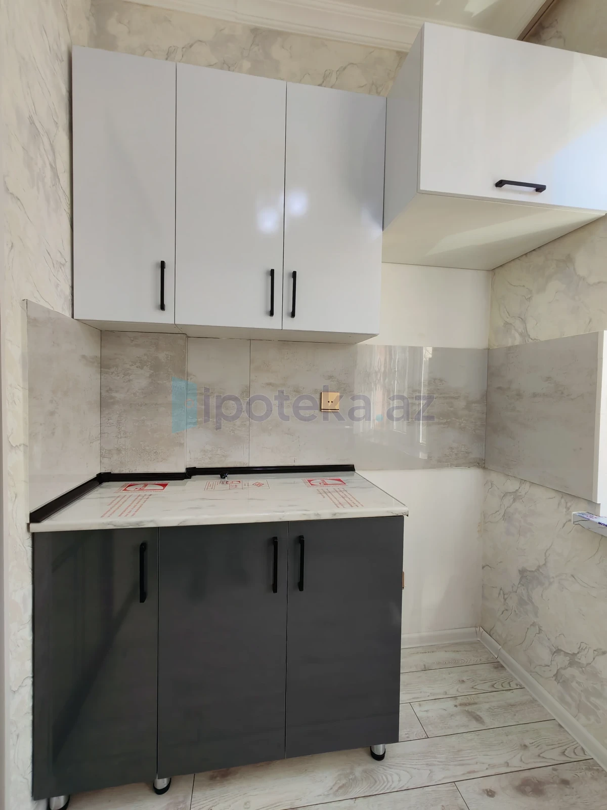 Satılır 2 otaqlı yeni tikili 56 m²
