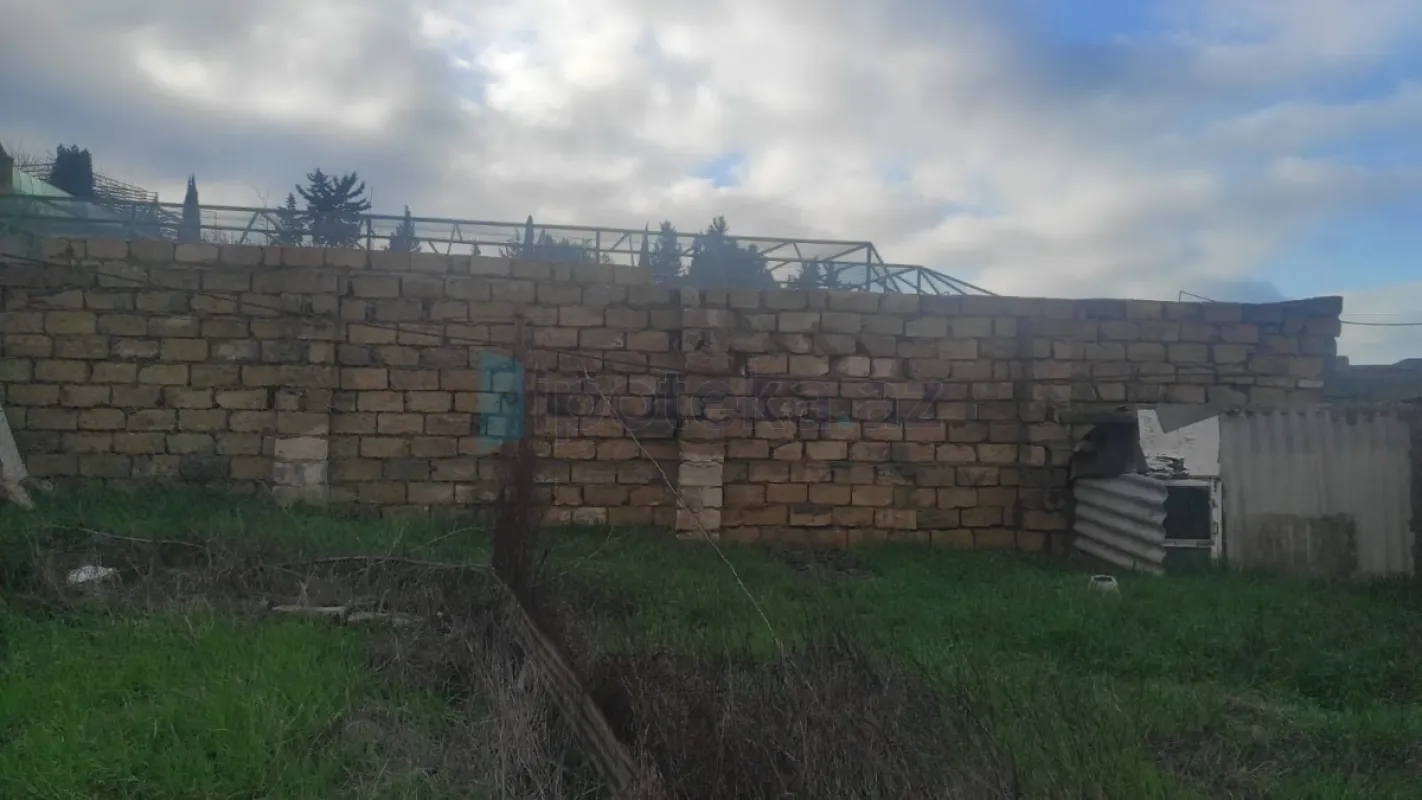 Satılır torpaq sahəsi 1.5 m²
