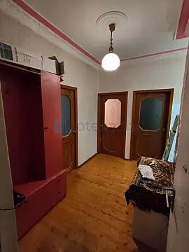Satılır 3 otaqlı köhnə tikili 70 m²