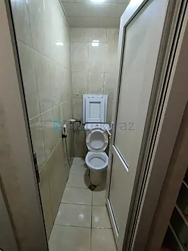 Satılır 3 otaqlı köhnə tikili 70 m²