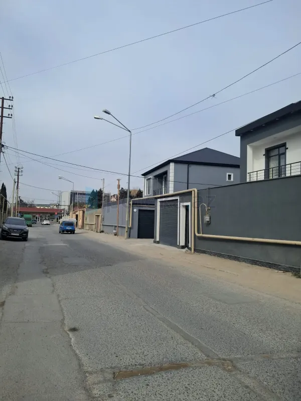 Satılır 5 otaqlı həyət evi 152 m²