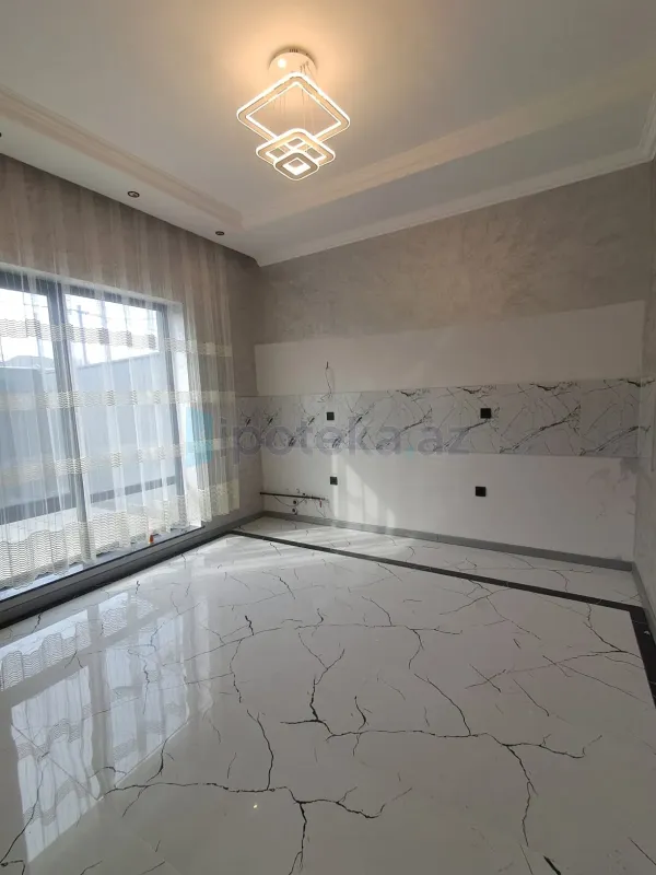Satılır 5 otaqlı həyət evi 152 m²