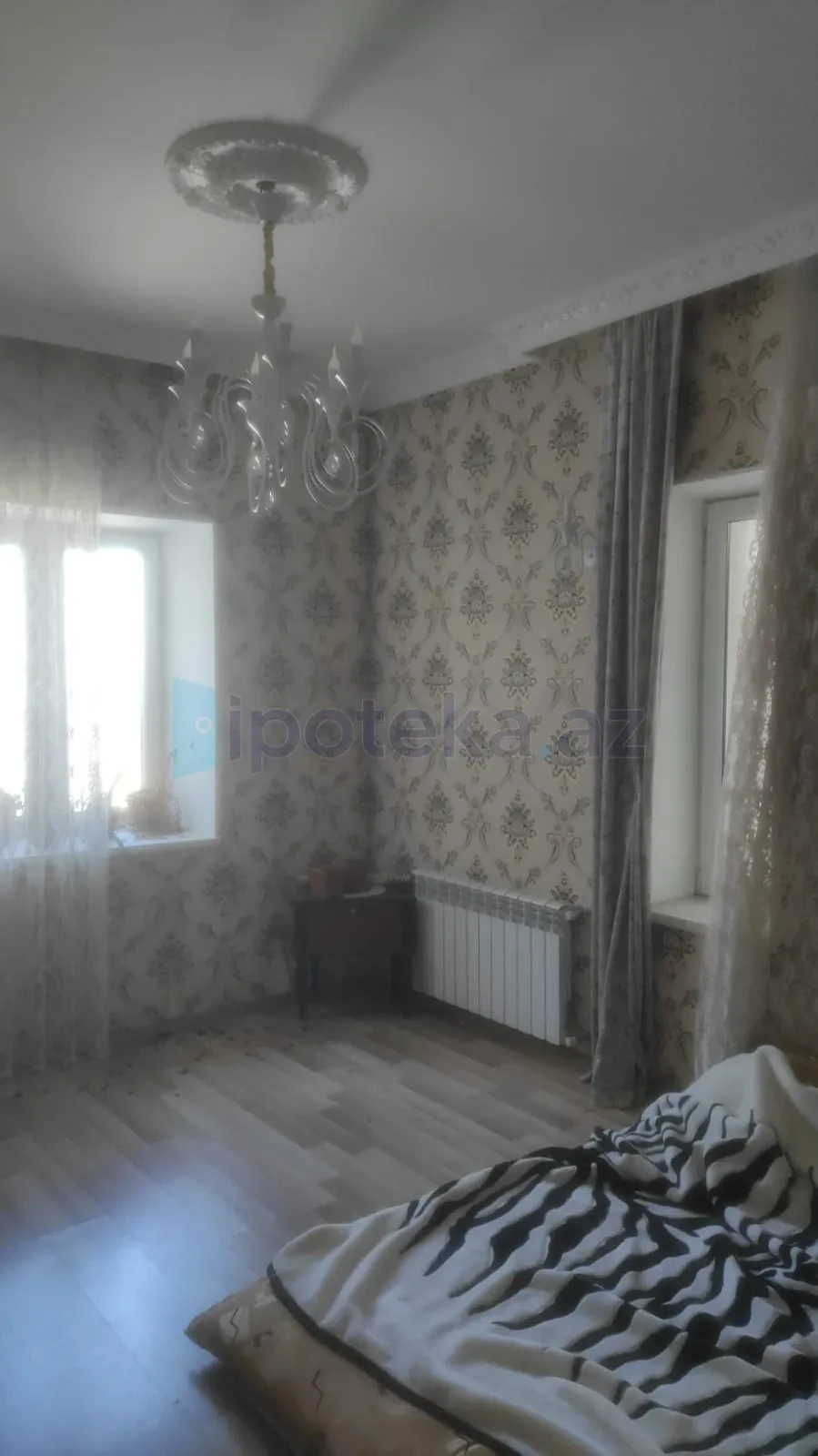 Satılır 4 otaqlı həyət evi 140 m²