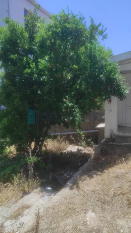 Satılır 4 otaqlı həyət evi 140 m²